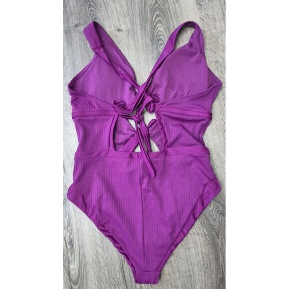 Sandflower Strappy Criss-cross One-piece Bathingsuit Swimsuit Women's Size XL - Picture 2 of 4